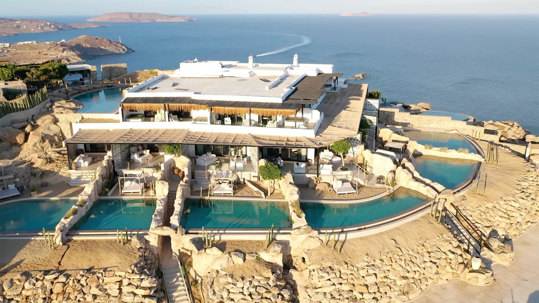 Myconian Panoptis Escape, a member of Small Luxury Hotels