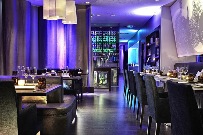 Renaissance Paris Arc de Triomphe Hotel