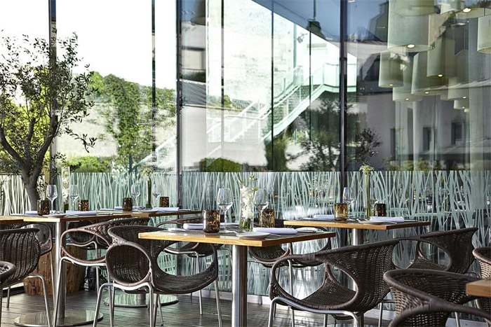 Renaissance Paris Arc de Triomphe Hotel