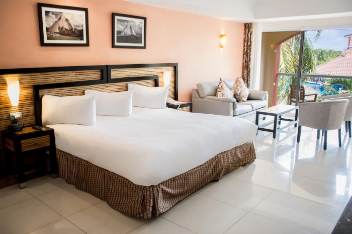 Sandos Playacar Beach Resort and Spa