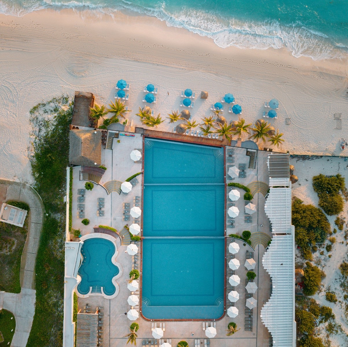 Seadust Cancun Family Resort