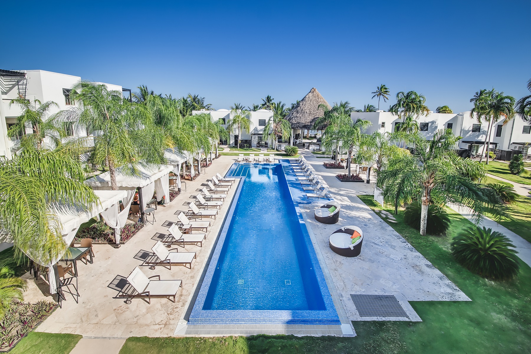 Las Terrazas Resort & Residences