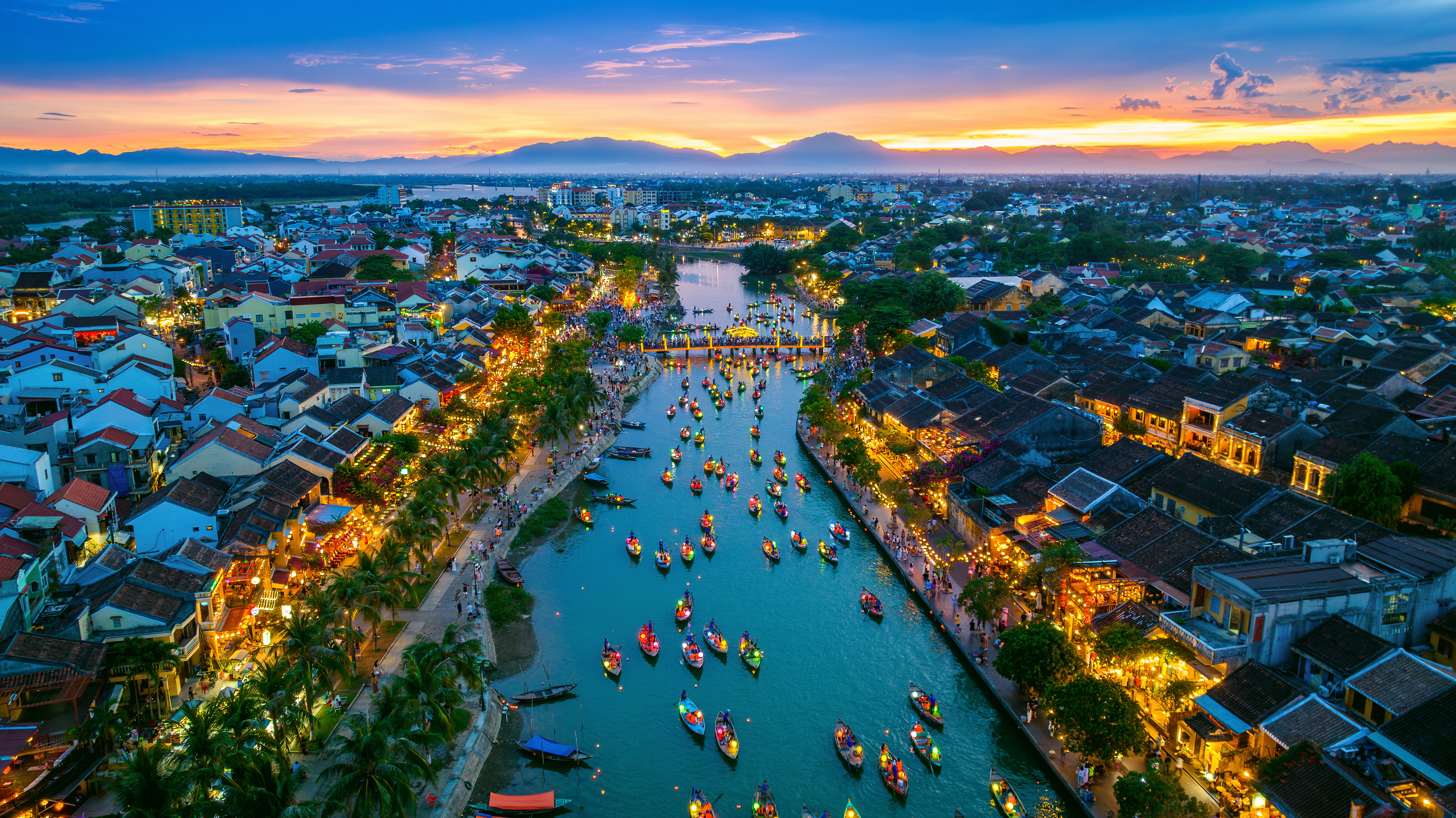 Hoi An Ancient Town lanterns at night