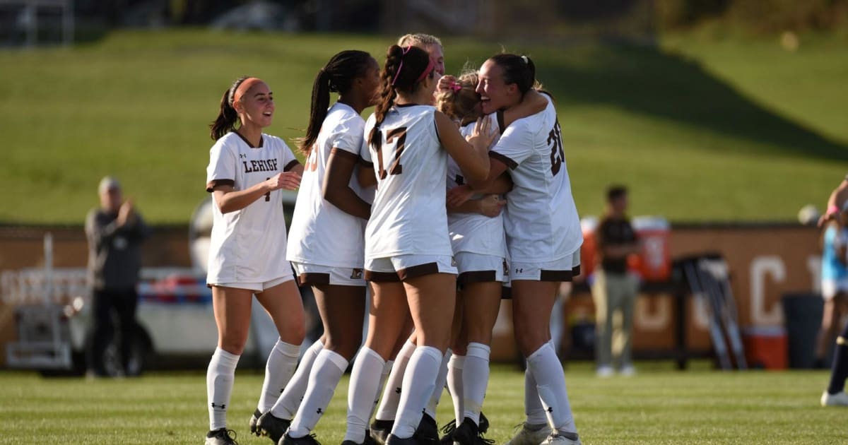 Lehigh Women's Soccer Lift For Life 2023
