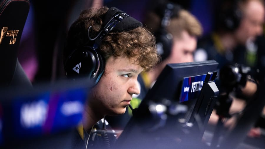 Robert 'Patsi' Isyanov's Counter-Strike Player Profile