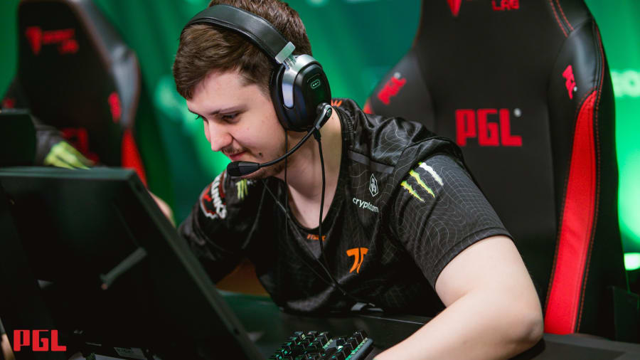 Fnatic complete roster with dexter and afro