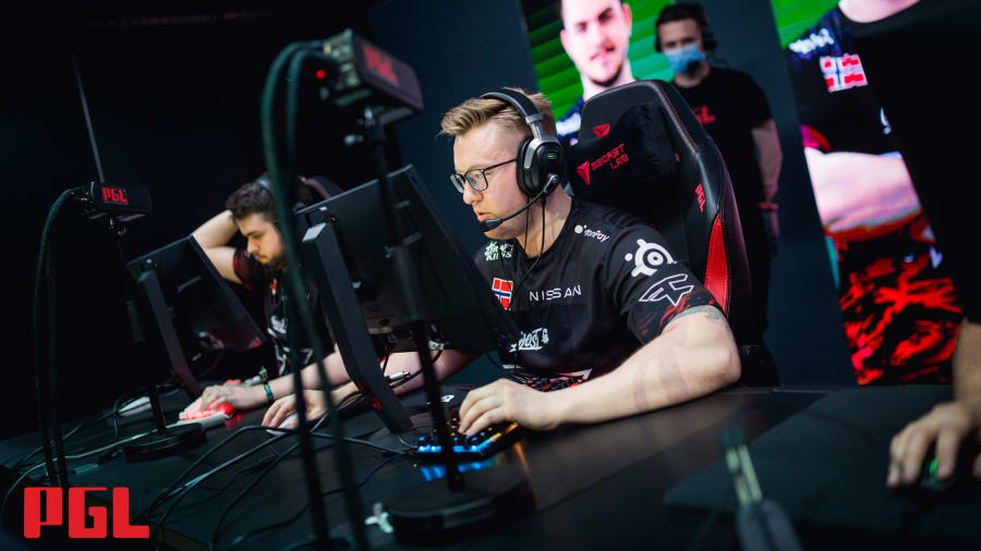 MOUZ take down ENCE and advance to IEM Rio playoffs