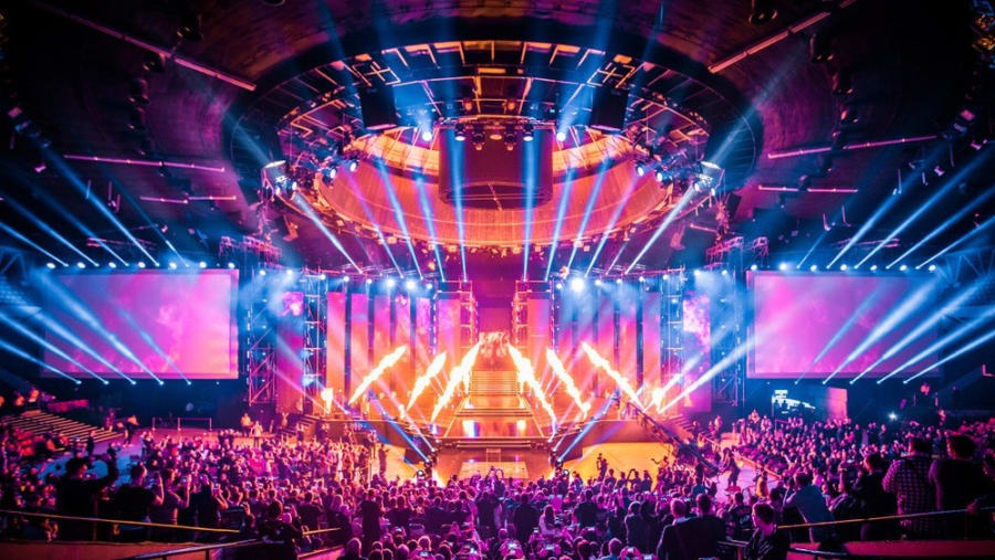 Why CS2 Pro Tournaments Are the New Super Bowl of Esports