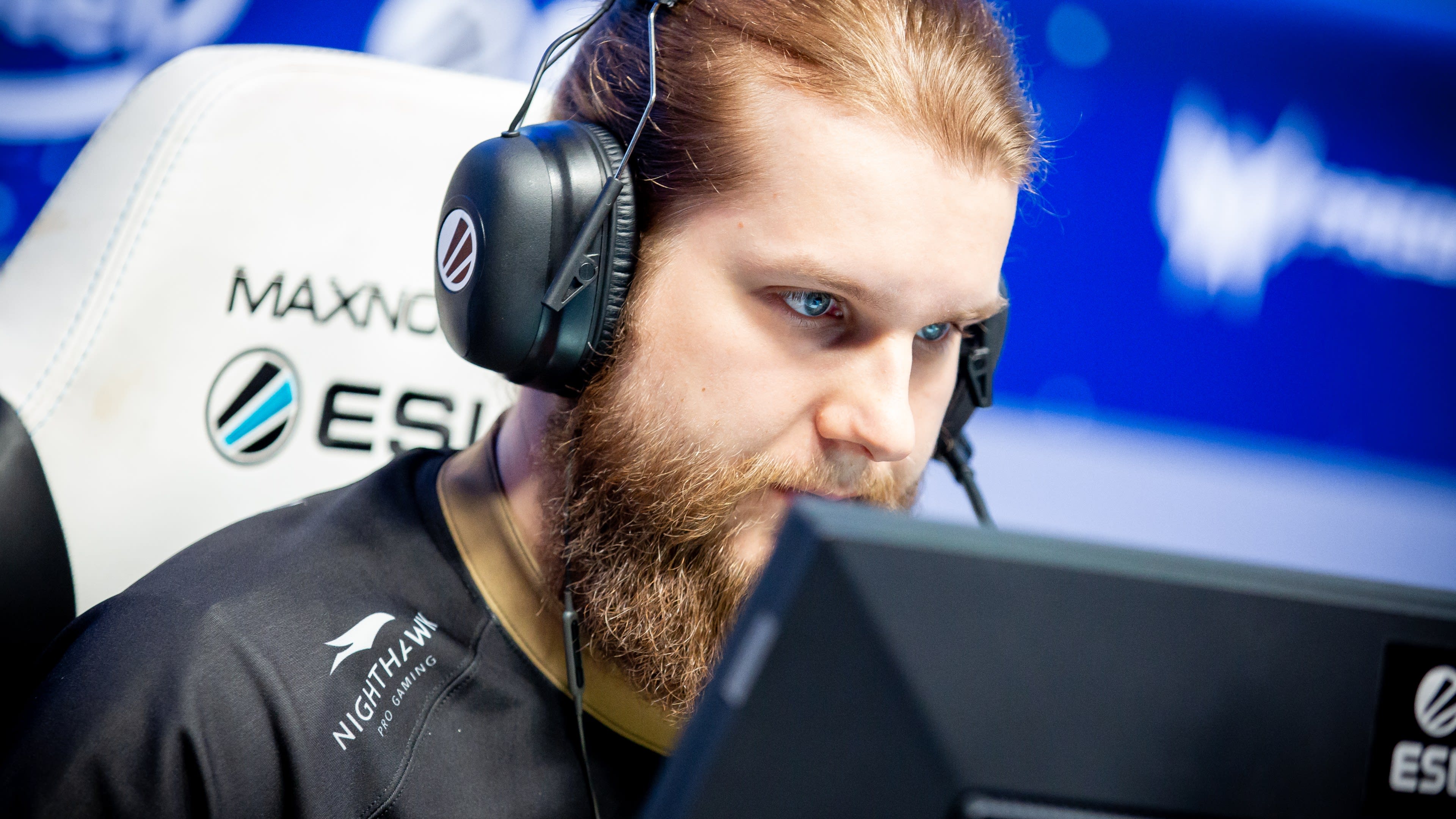 Meet Sweden's next get_right / f0rest #csgo #counterstrike #mail09 #cs