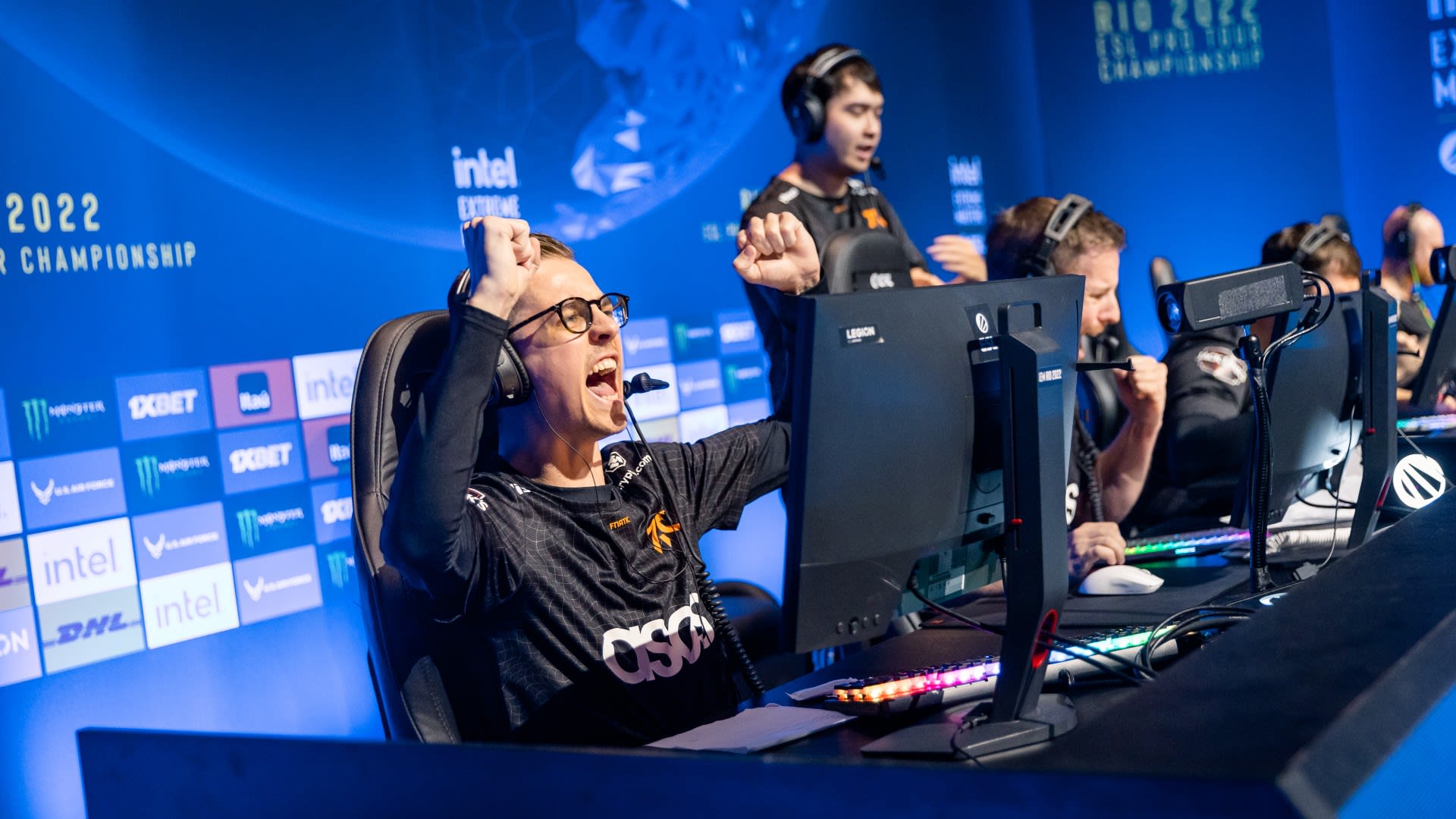 Fnatic take home their first LAN trophy in over three years Pley.gg