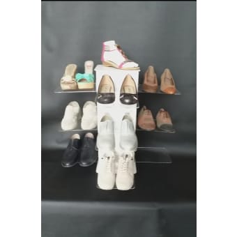 DISPLAY FOR SHOES