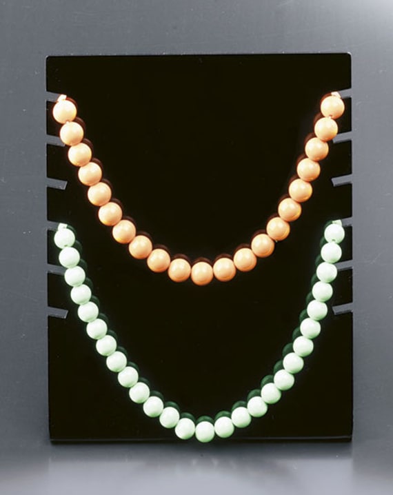 Plexiglass display necklaces