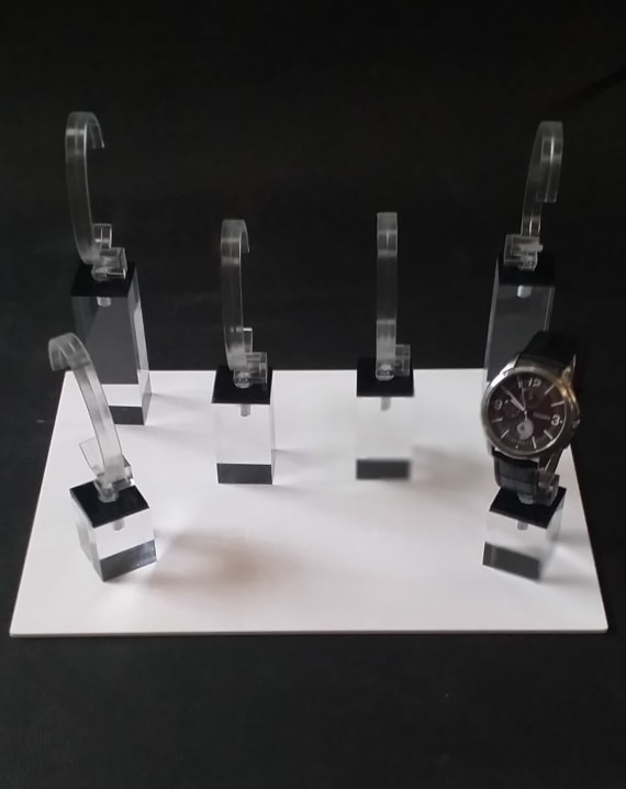 DISPLAY FOR WATCHES