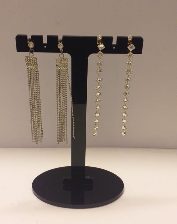 ESPOSITORE PER ORECCHINI IN PLEX