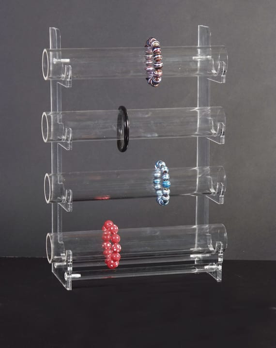 Display for bracelets