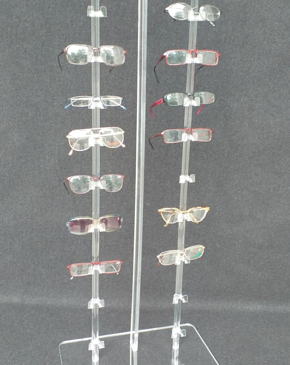 DISPLAY FOR GLASSES