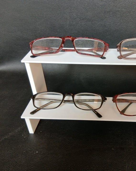ESPOSITORE PER OCCHIALI 2 PIANI IN PLEXIGLASS BIANCO