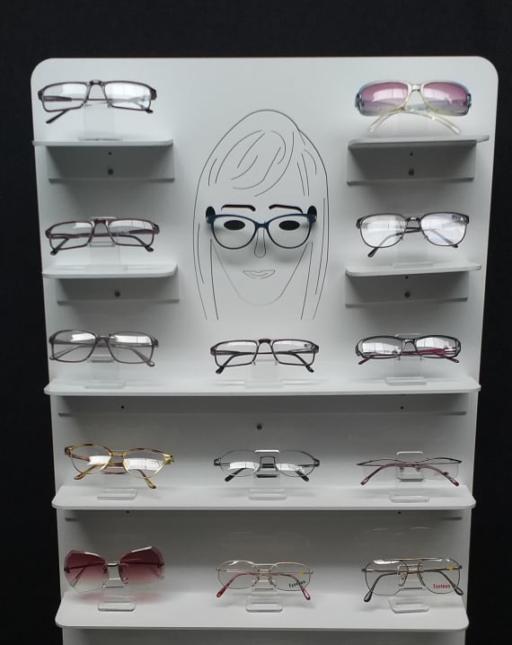 DISPLAY FOR GLASSES