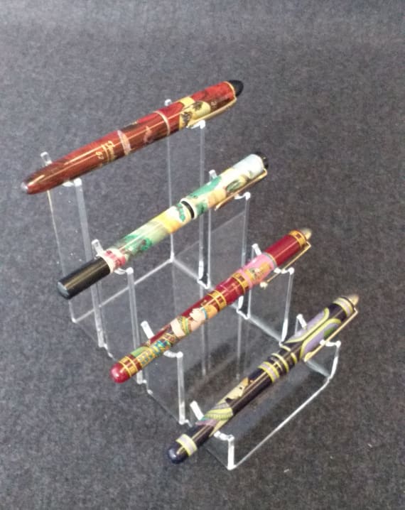 ESPOSITORE PER PENNE IN PLEXIGLASS 4 POSTI