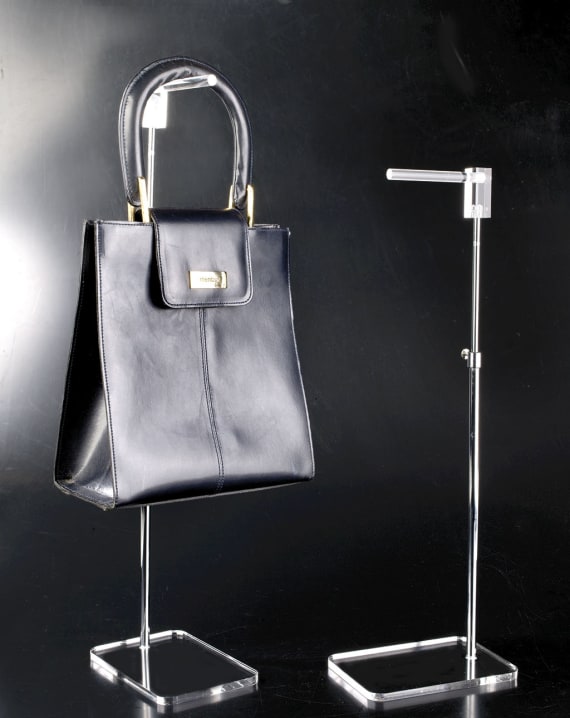 Adjustable display for bags