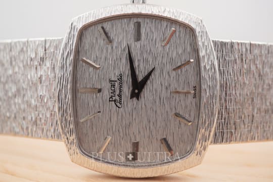 Piaget Cushion Shape & 3D Indexes