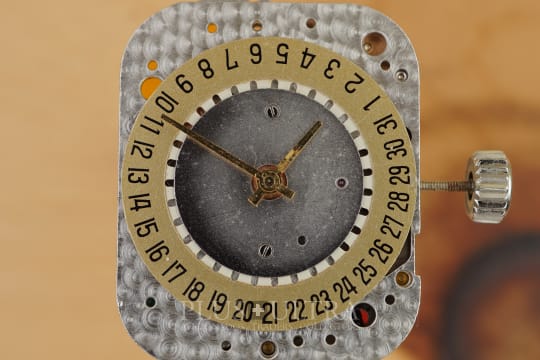 Endangered & Important: AP MegaQuartz in Gold Audemars Piguet MegaQuartz in Gold