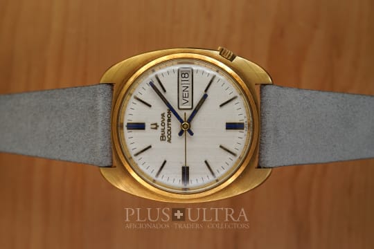 Bulova Accutron, Rare Solid 18K Tuningfork