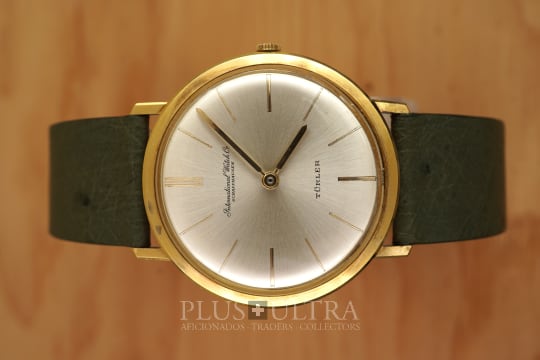 IWC Rare Turler-DoubleSigned Calatrava: Engraved Indexes