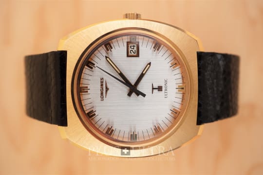 Stunning Like-New Condition Longines Ultronic in Rose Gold Longines Ultronic, Tuning Fork in 18K Rose Gold
