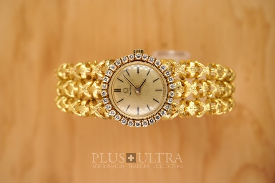 Omega by Gilbert Albert: Naturalistic Ladies Limelight, 30 Diamonds & Stern-Dial