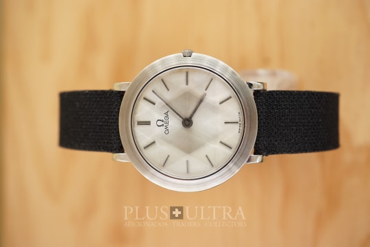 Omega Starwatch: Damier, Faceted Sapphire Omega Damier: Important Faceted Starwatch, Rarer than Moonwatch