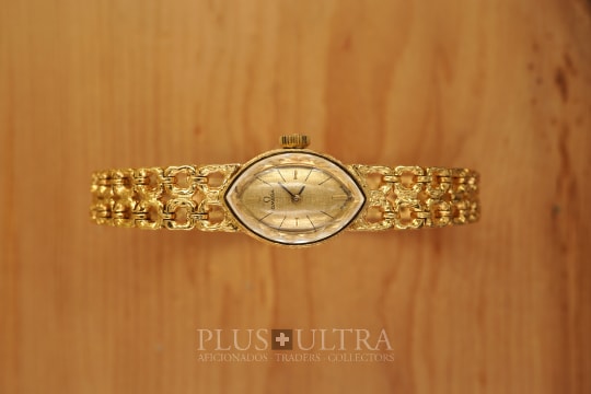 Omega Extra Feminine Ladies Gilbert Albert: Naturalistic Art Mailles d'Or