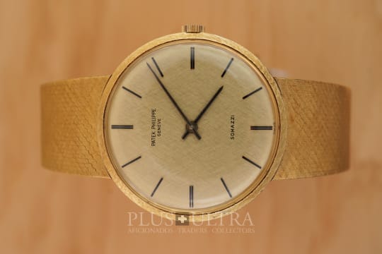 Patek Philippe Doublesigned: Somazzi Linen-Dial Calatrava