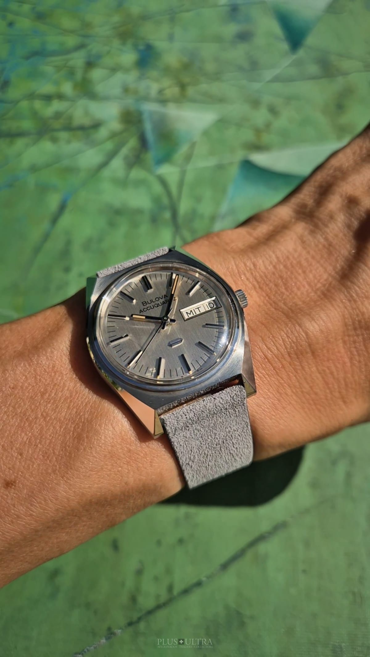 Rare & Important Early Quartz: Bulova AccuQuartz | Plus Ultra AG Rare & Important Early Quartz: Bulova AccuQuartz | Plus Ultra AG