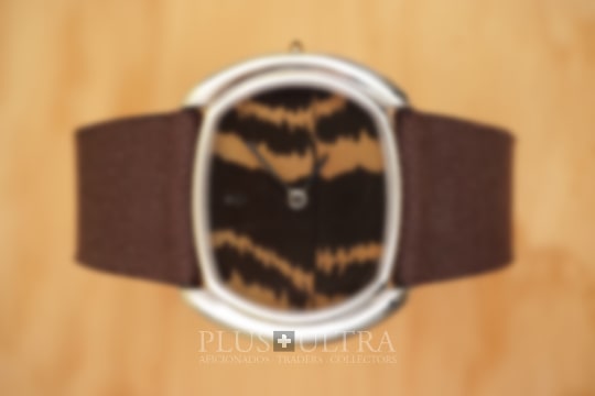 Corum Feather Stepped Ellipse: Pheasant (Peacock)