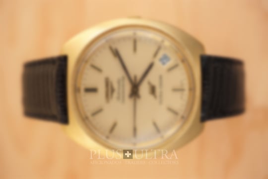 Longines Ultra-Chron, Rare Solid 18K Chronometer vs VFA