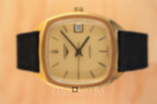 Golden Linen-Dial in TV-Screen Longines TV-Screen Linen-Dial