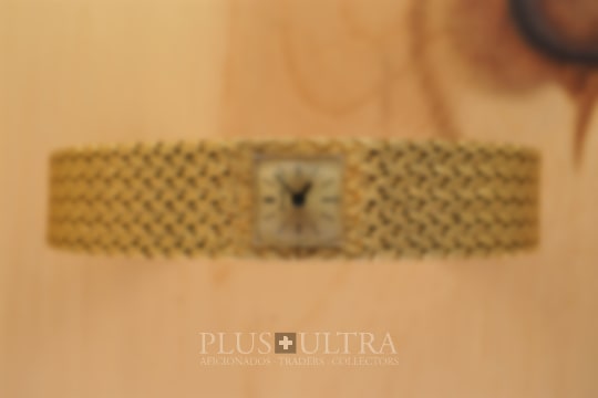 Piaget Hammered Bracelet Backwinder
