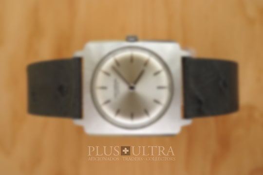 Universal Geneve Thin Tank-Carré: Silver Sunburst Cioccolatone