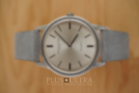 Vacheron Constantin Thin Automatic Calatrava: Monochrome Sunburst