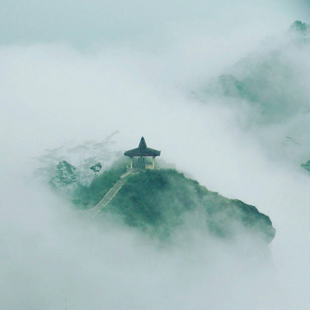 Puncak Suralaya Jogja