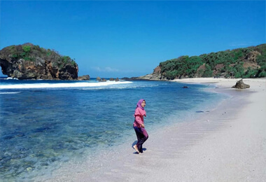 Pantai Jungwok Travelisto