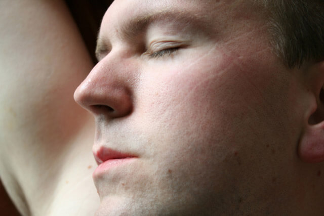 How To Eliminate Wrinkles On Face Caused By Pillow