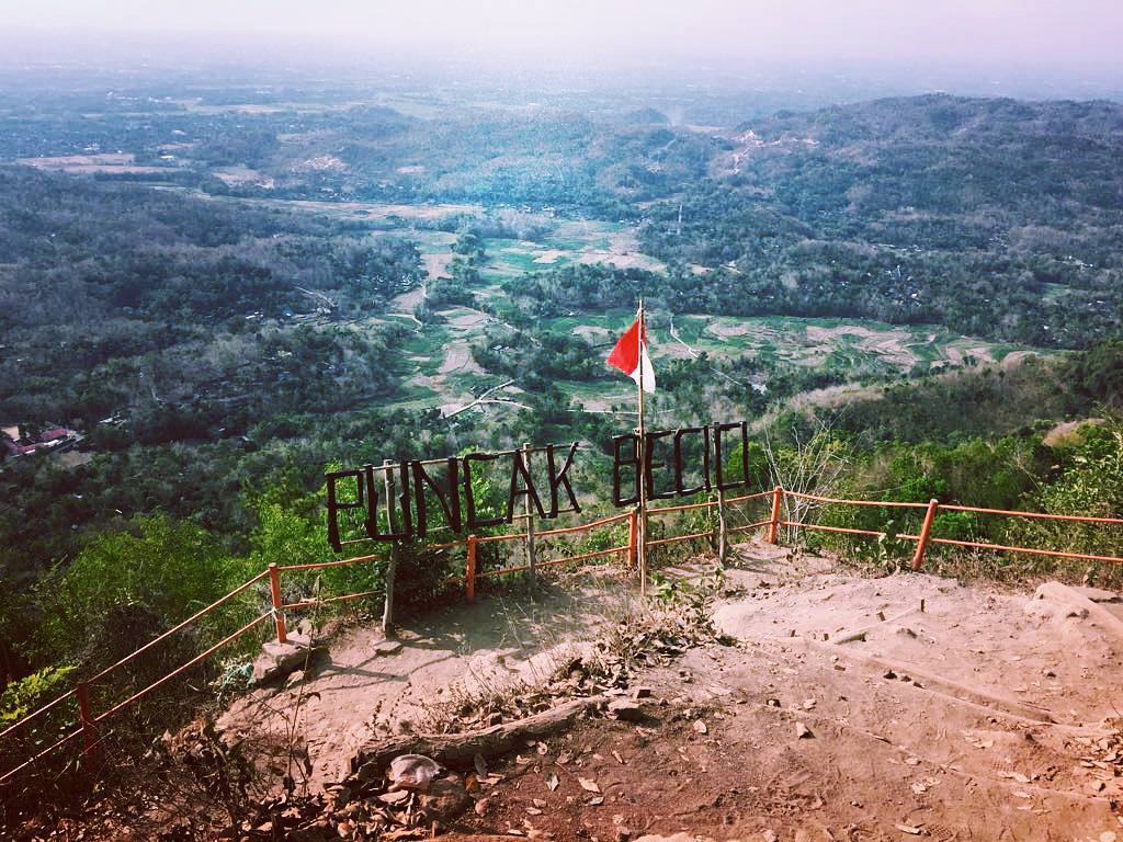 Puncak Becici Mangunan