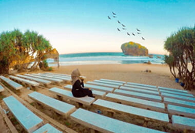 Wisata Pantai Jungwok Jogja