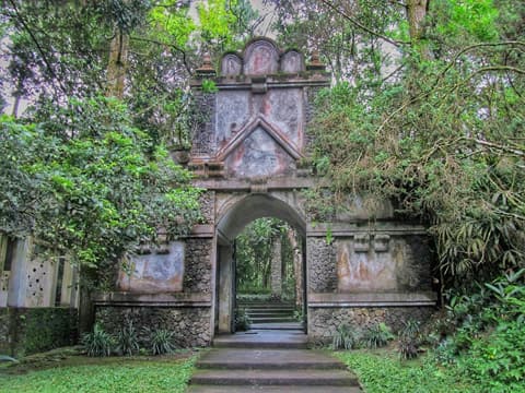 Ullen Sentalu 