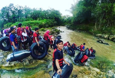 River Tubing Kali Oya Jogja