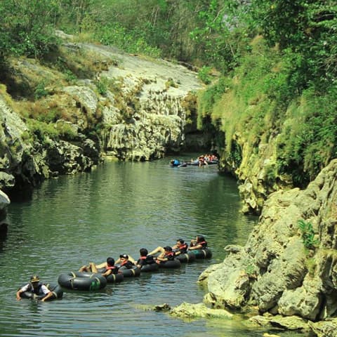 River Tubing Kali Oya Jogja