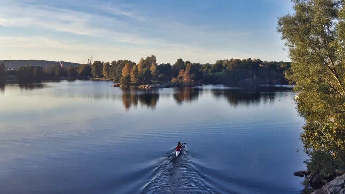 Vansjø er et populært rekreasjonsområde både til lands og vanns. Foto: Store Norske Leksikon