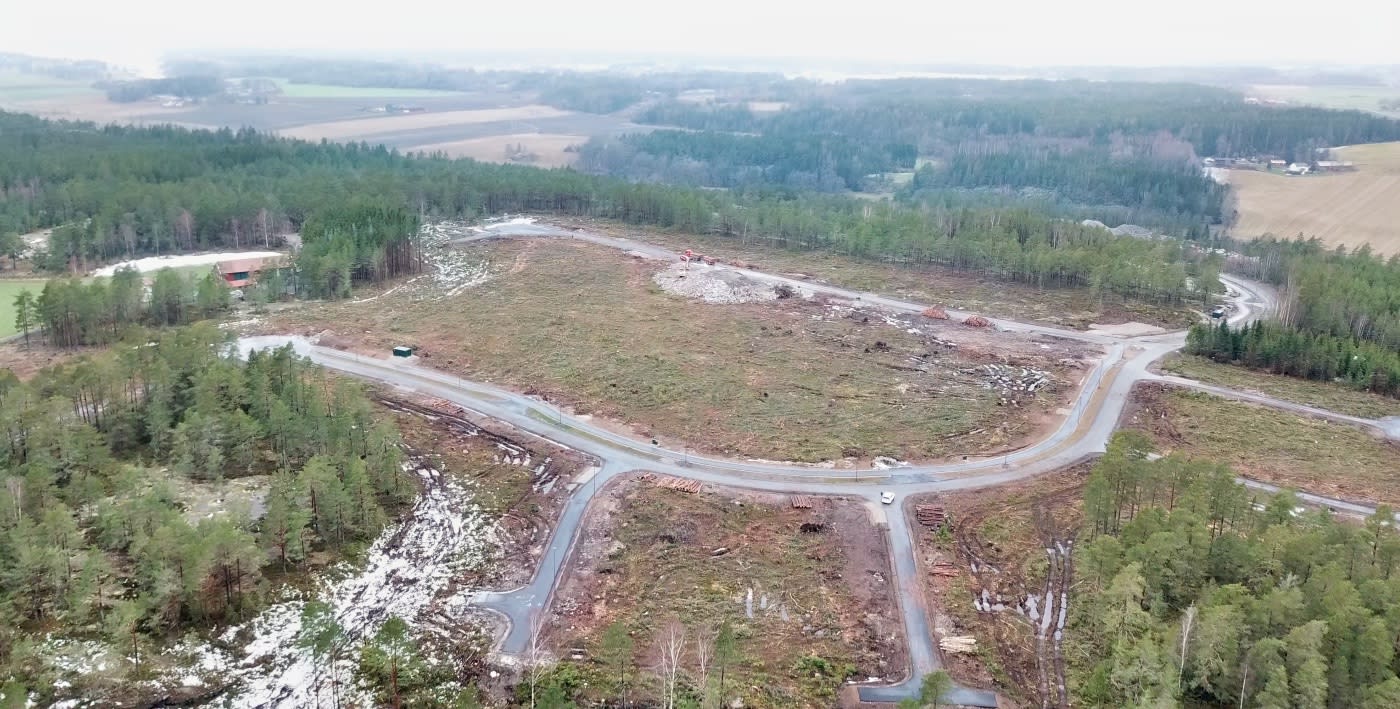 Endringene på Strømnesåsen er massive siden vi sist var oppe i desember og tok bilder